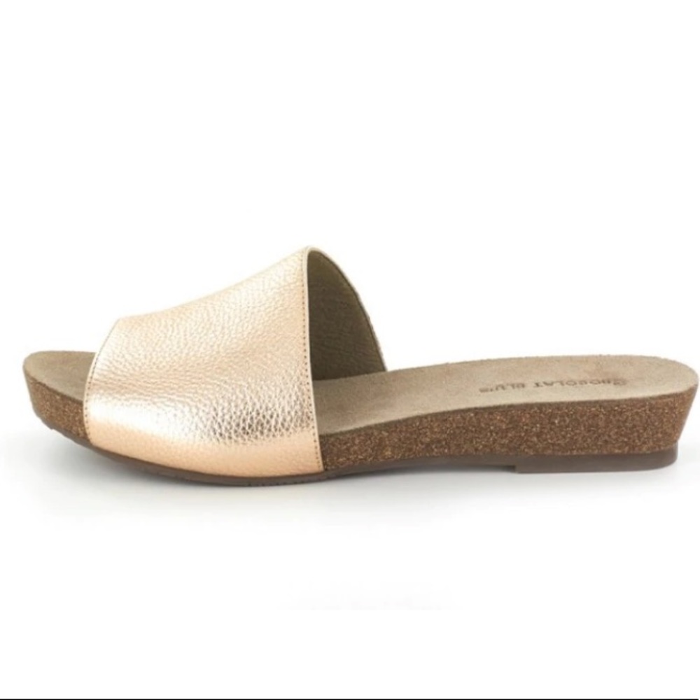 Never Worn Chocolat Blu Viveca Rose Gold Leather Sandal
